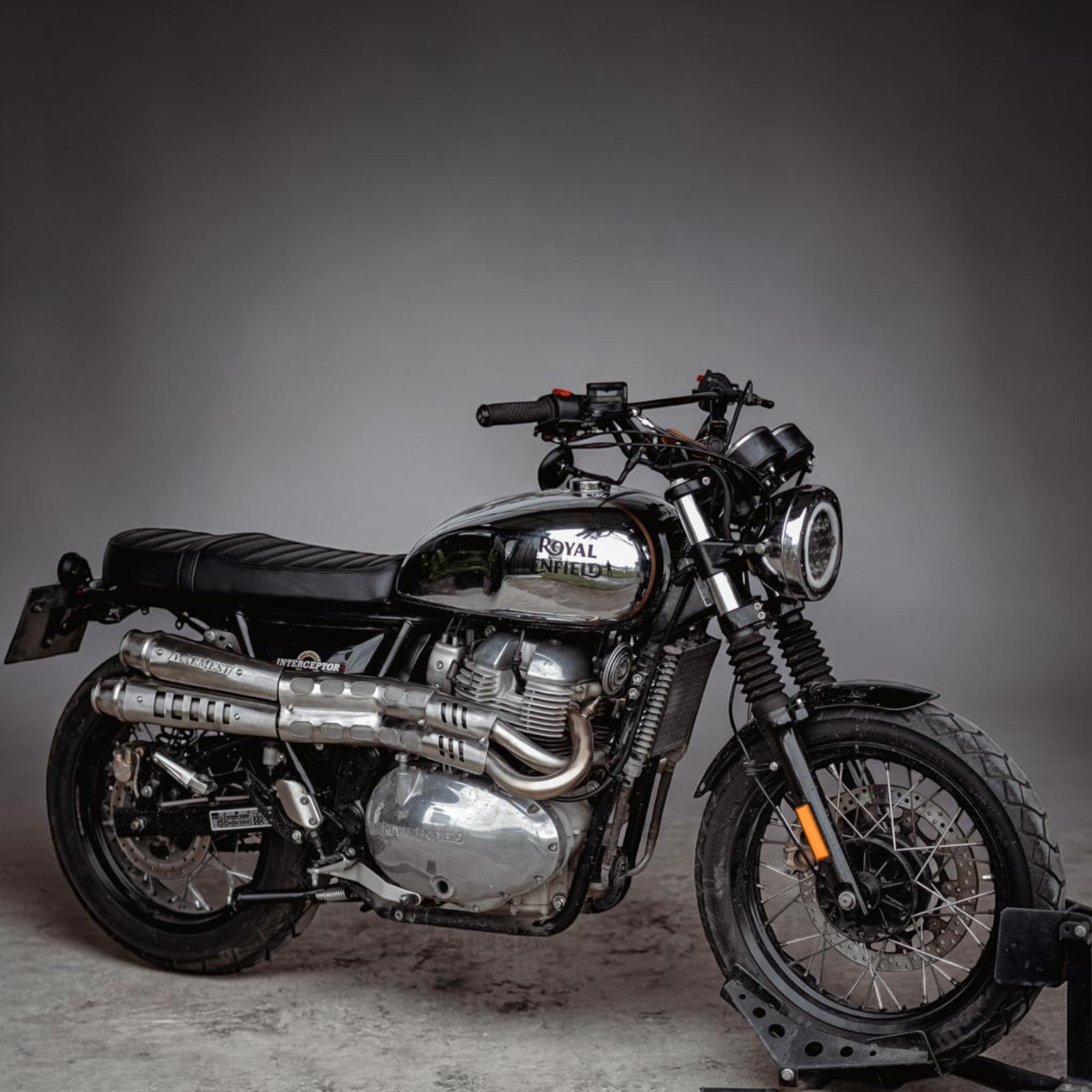 High-Mount Scrambler Full Exhaust System for Royal Enfield Interceptor 650 & Continental GT 650